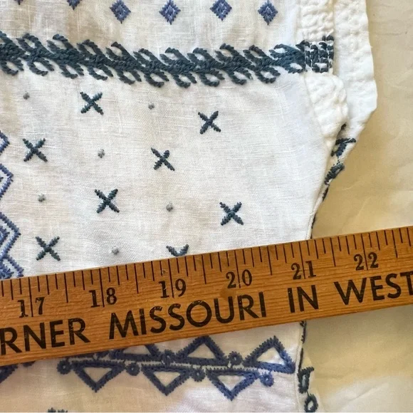 Johnny Was White and Blue 100% Linen Embroidered Boxy Dress - Picture 13 of 15